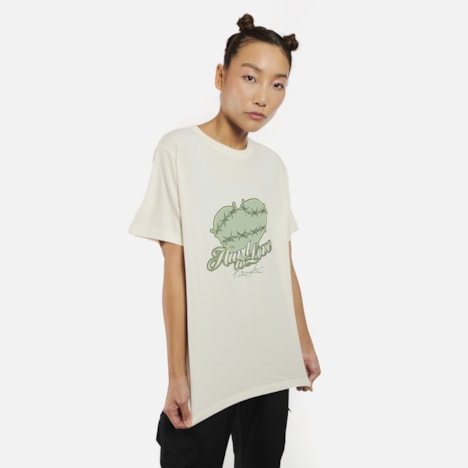 Segunda imagem do produto Camiseta Furia Hard To Love Off White