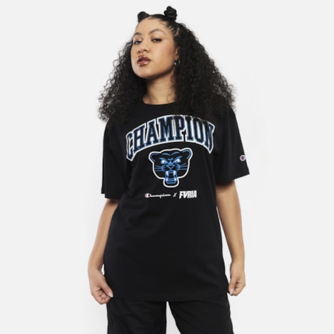 Segunda imagem do produto Camiseta Furia x Champion College Preta