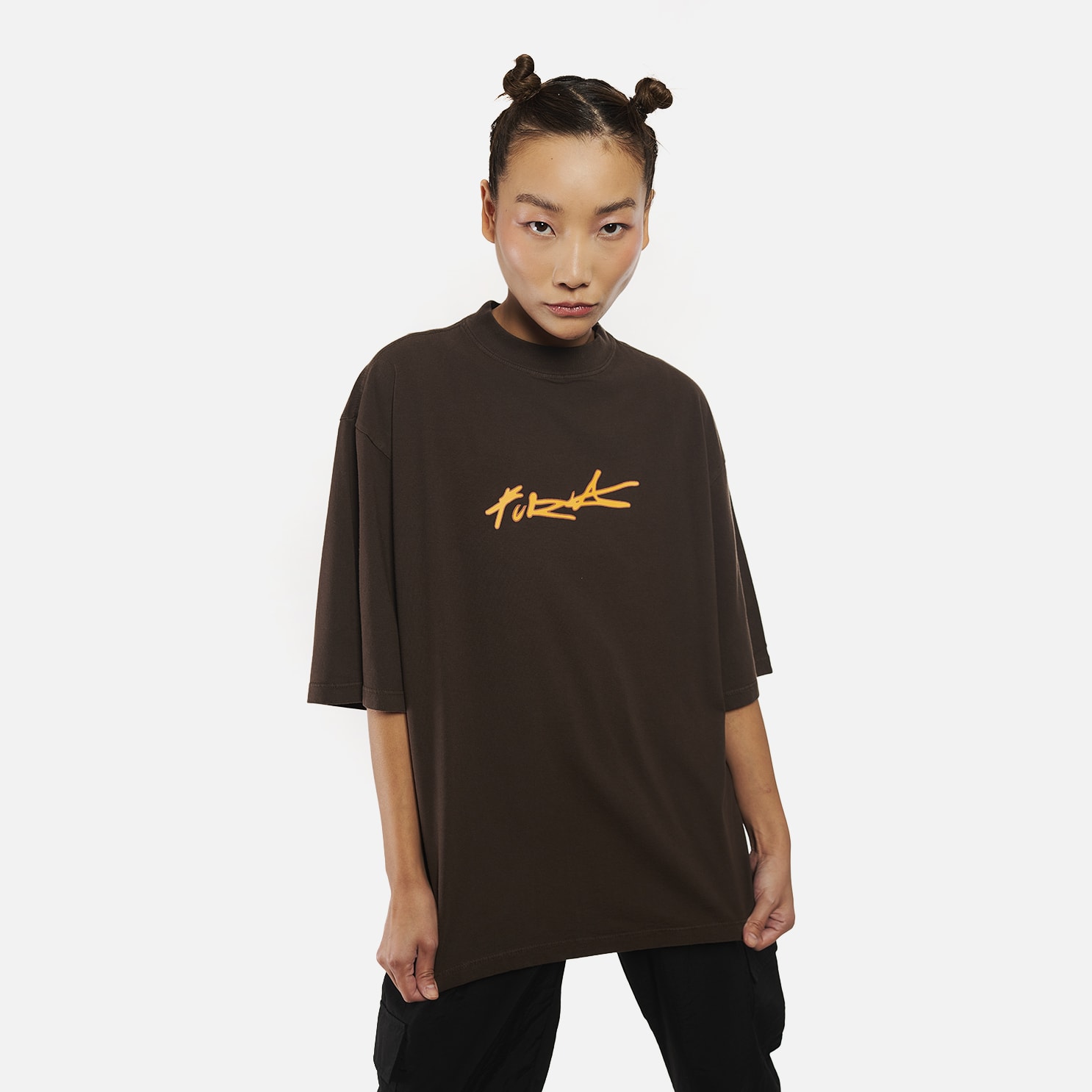 Camiseta Oversized Marrom - Harder To Kill | FURIA